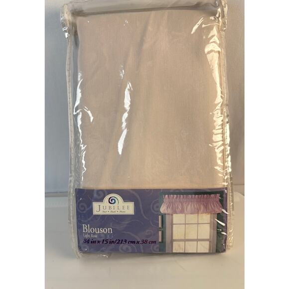 JUBILEE BLOUSON LIGHT ROSE WINDOW VALANCE 85"X15" *NEVER USED* - Picture 1 of 3